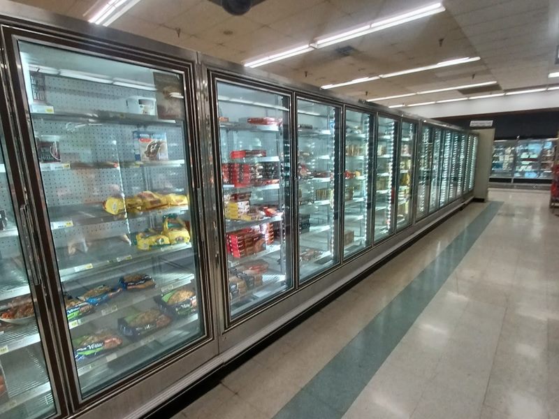 Warrenville Fresh Market interior